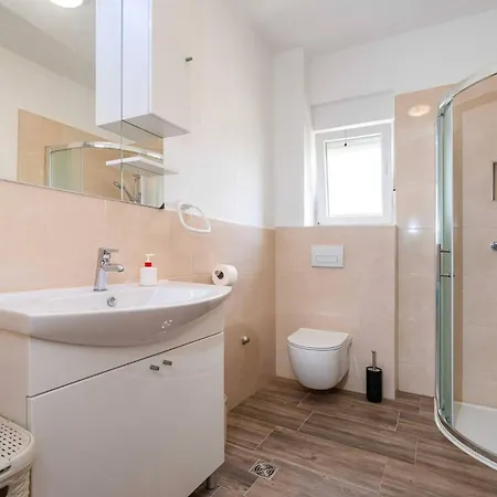 My Dalmatia - Blagdan Two With Private Parking Апартаменты