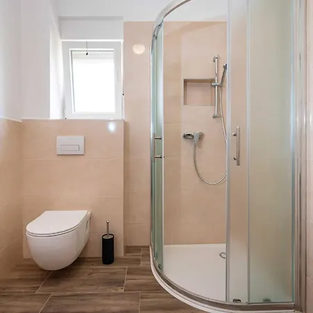 My Dalmatia - Blagdan Two With Private Parking Διαμέρισμα *