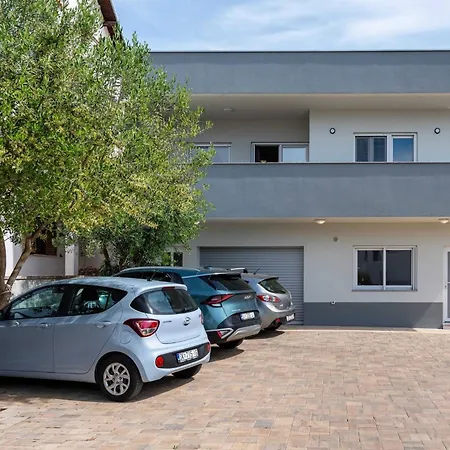 My Dalmatia - Blagdan Two With Private Parking * Задар