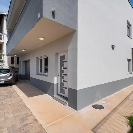My Dalmatia - Blagdan Two With Private Parking Apartamento